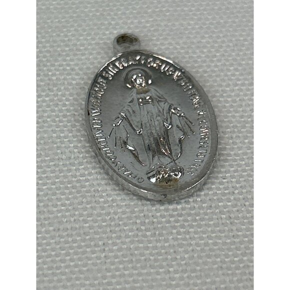 Vintage Small Silver Tone Mary Conceived Without Sin Medal Pendant Italy - Picture 3 of 4